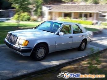 Mercedes-Benz 300 E