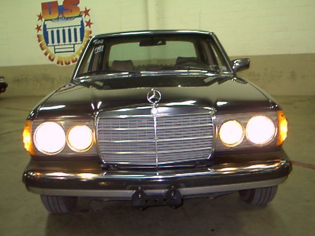 Mercedes-Benz 300D Lang