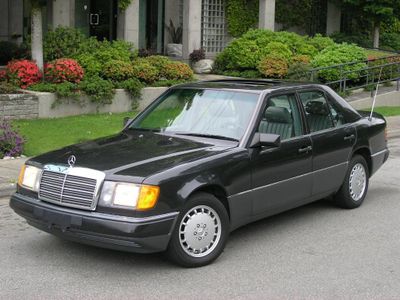 Mercedes-Benz 300E