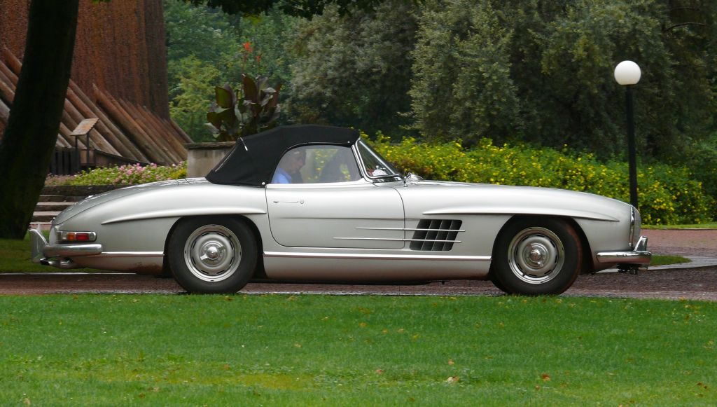 Mercedes-Benz 300SL Roadster