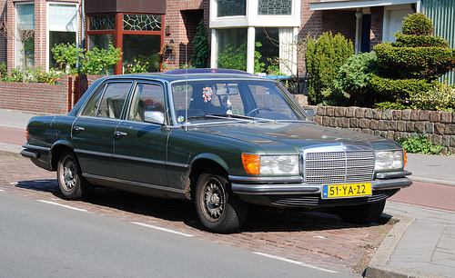 Mercedes-Benz 350SE