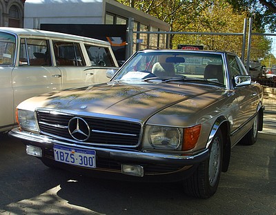 Mercedes-Benz 500 SE