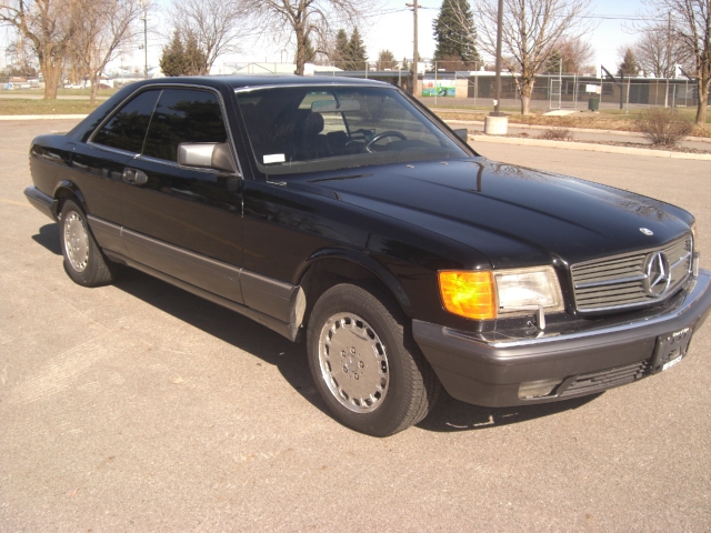 Mercedes-Benz 560 SEC Coupe