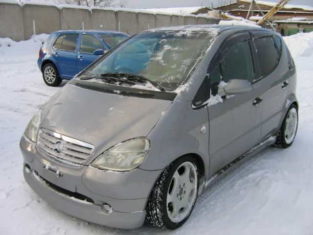 Mercedes-Benz A160