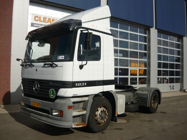 Mercedes-Benz Actros 1831