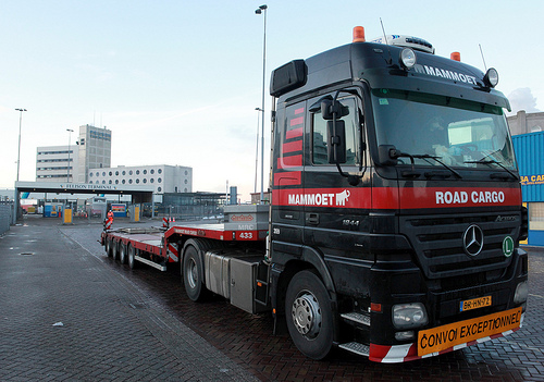 Mercedes-Benz Actros 1844