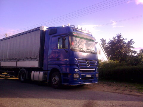 Mercedes-Benz Actros 1850