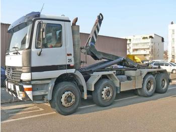 Mercedes-Benz Actros 3240