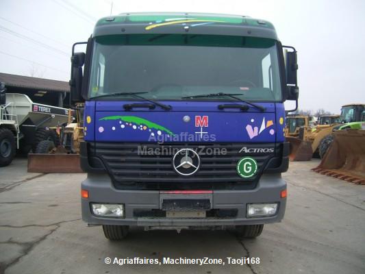 Mercedes-Benz Actros 3240