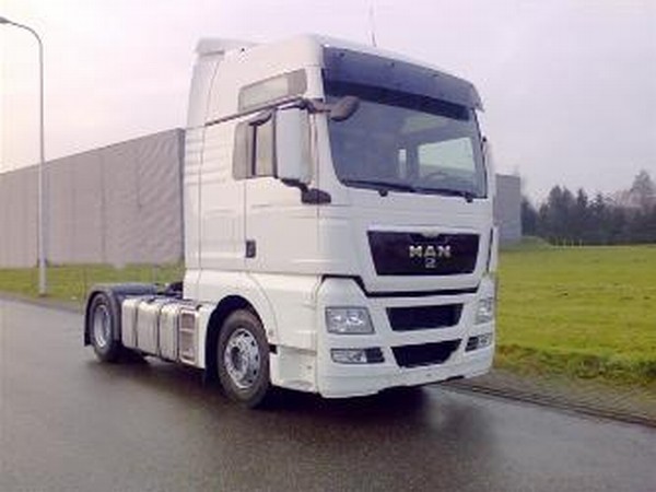 Mercedes-Benz Actros 3344