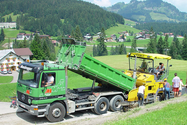 Mercedes-Benz Actros 3344