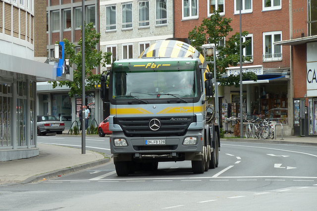 Mercedes-Benz Actros concrete mixer