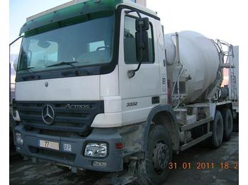 Mercedes-Benz Actros concrete mixer