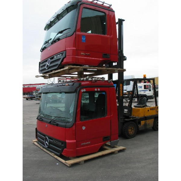 Mercedes-Benz Actros MP2