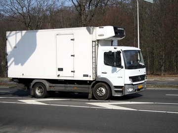 Mercedes-Benz Atego 1318