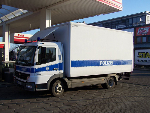 Mercedes-Benz Atego 818