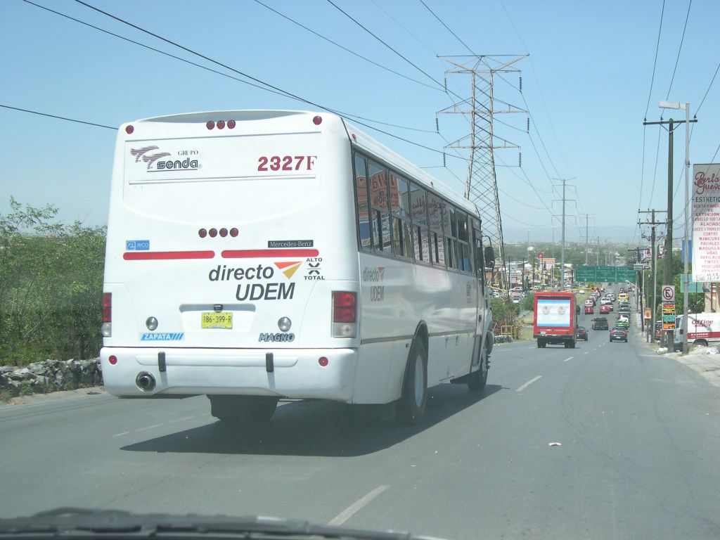 Mercedes-Benz AYCO Magno 1040 SC