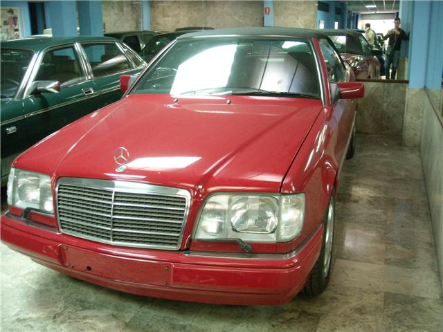 Mercedes-Benz CE 300 24V