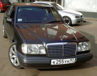 Mercedes-Benz E 200