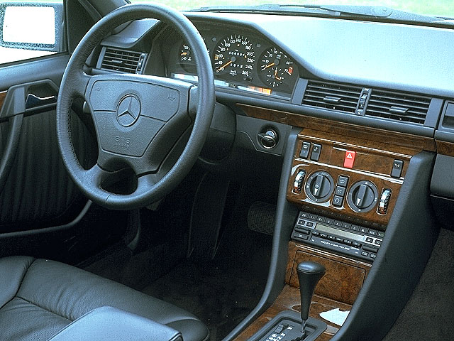 Mercedes-Benz E 200 Coup