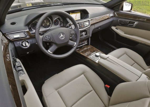 Mercedes-Benz E350 4Matic