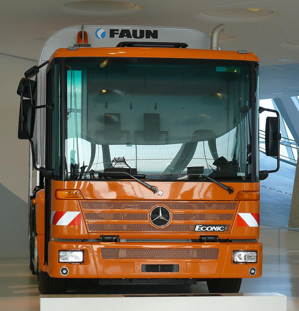 Mercedes-Benz Econic 2628 NGT