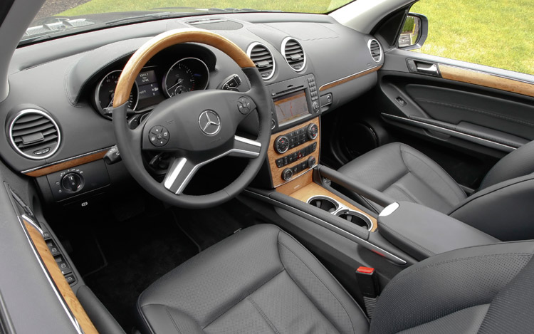 Mercedes-Benz GL550