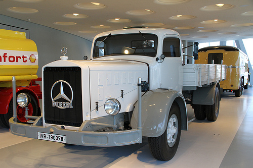 Mercedes-Benz L 1513