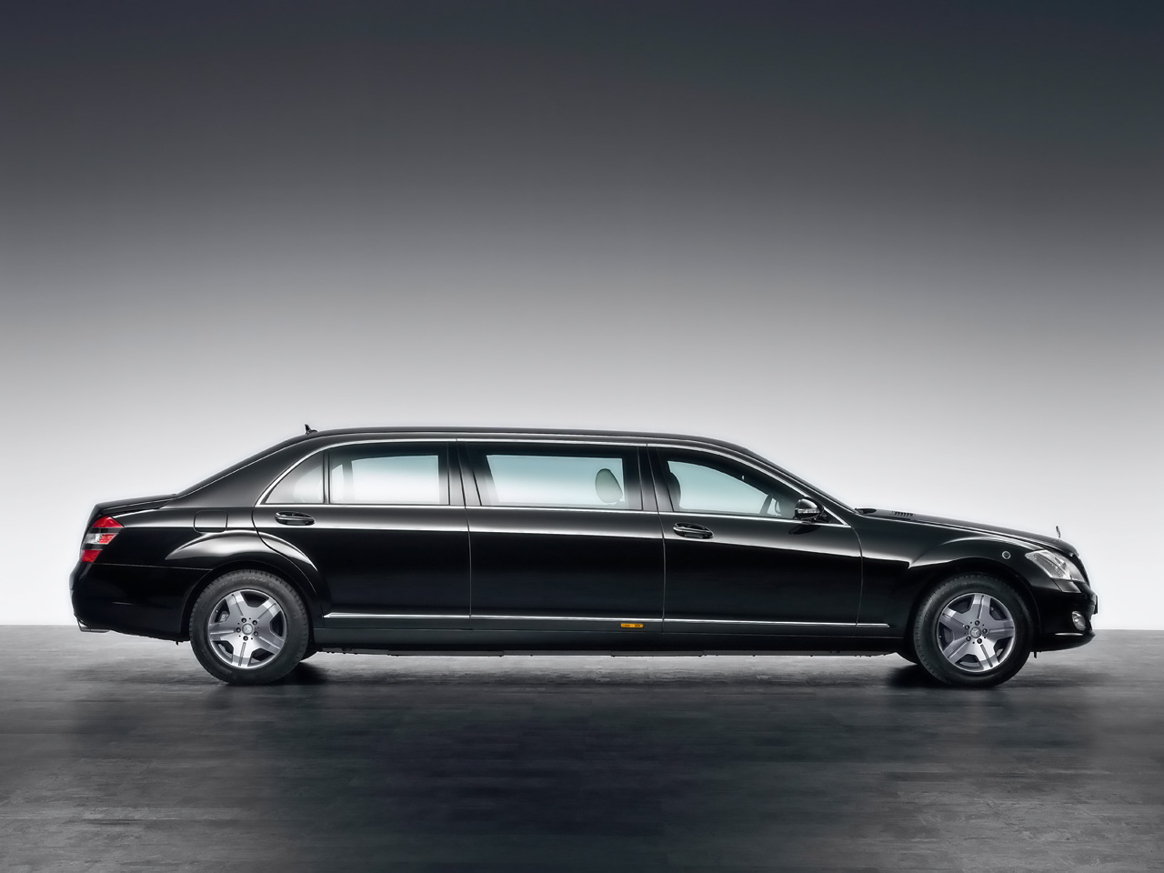 Mercedes-Benz Limousine