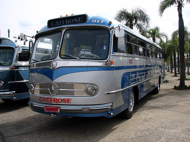 Mercedes-Benz O321HL