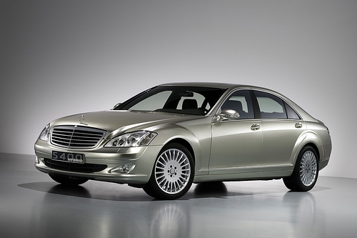 Mercedes-Benz S400