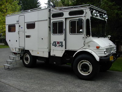 Mercedes-Benz U1300 Campervan