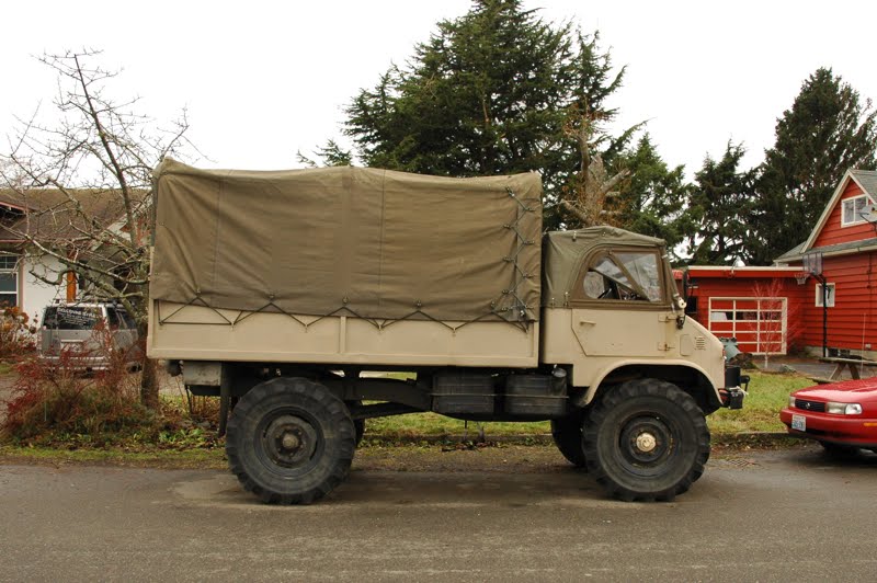 Mercedes-Benz Unimog 404