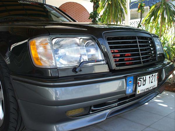 Mercedes-Benz W124