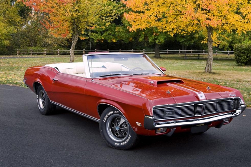 Mercury Cougar XR-7 convertible