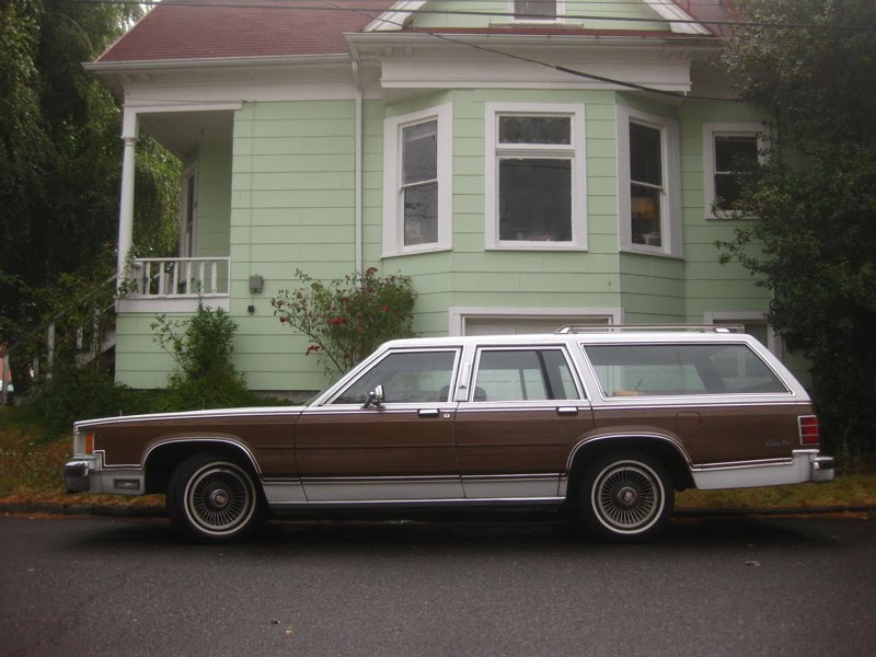 Mercury Grand Marquis Colony park wagon