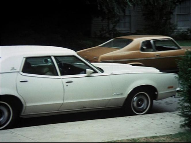 Mercury Montego Brougham MX