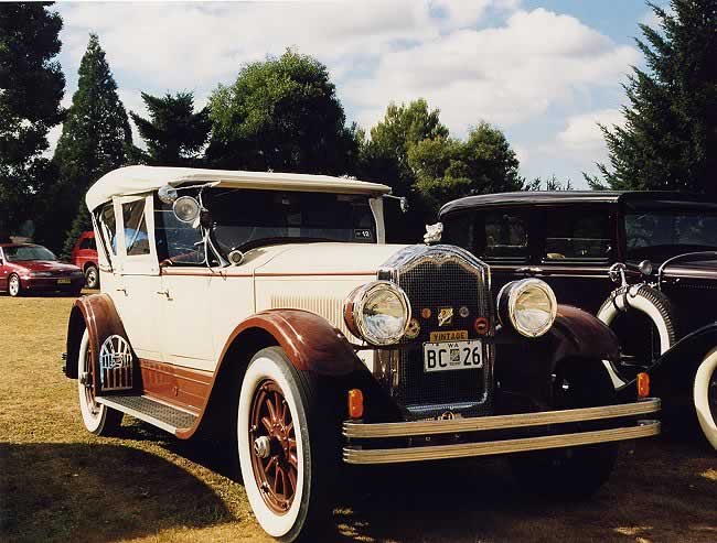 Mitchell Model E-40 tourer