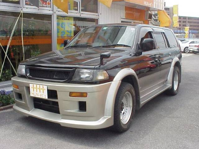 Mitsubishi Challenger XR