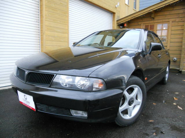 Mitsubishi Diamante 25V SE