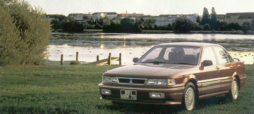 Mitsubishi Eterna Sava