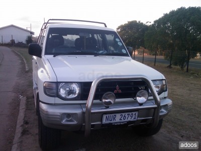 Mitsubishi Pajero 3500 V6