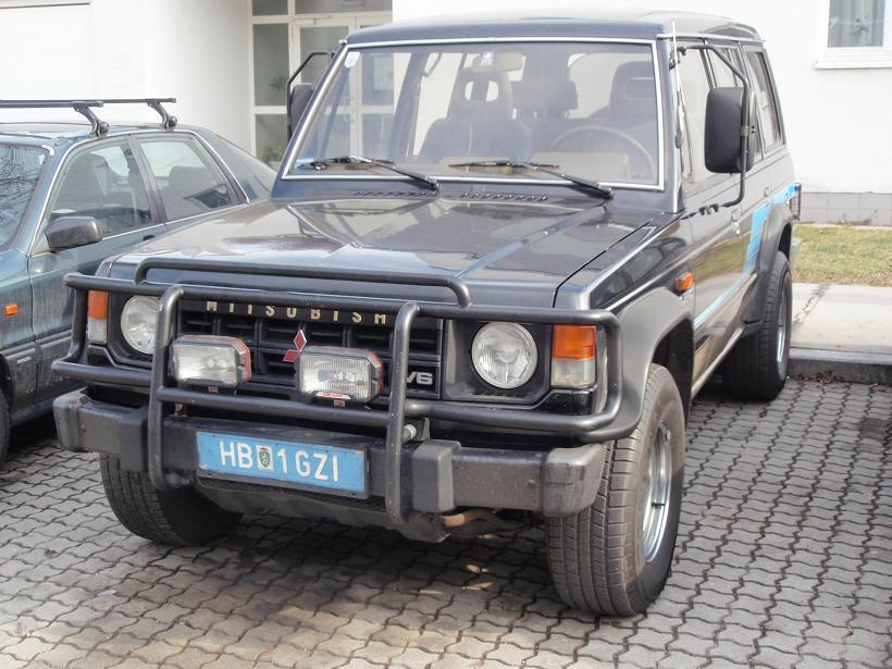 Mitsubishi Pajero V6 3000