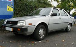 Mitsubishi Tredia SE