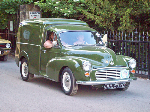 Morris Minor 1000 van