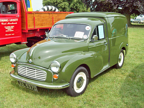 Morris Minor 1000 van