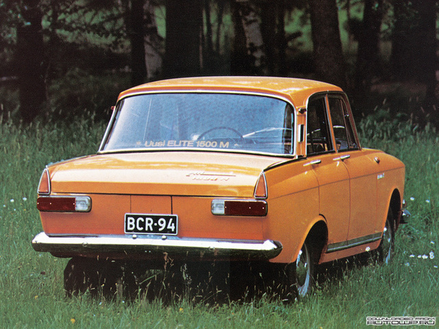 Moskvitch 2140 Lux