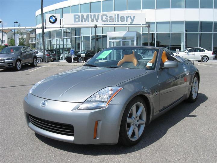 Nissan 350Z Black Top