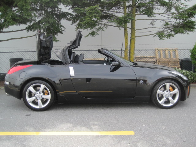 Nissan 350Z Black Top