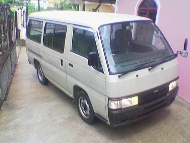 Nissan Caravan